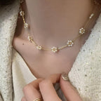 Daisy-Darling Pearl Necklace